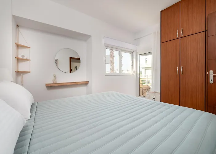 Sunny - 3 Min Walk To & Town - Iv * Kos